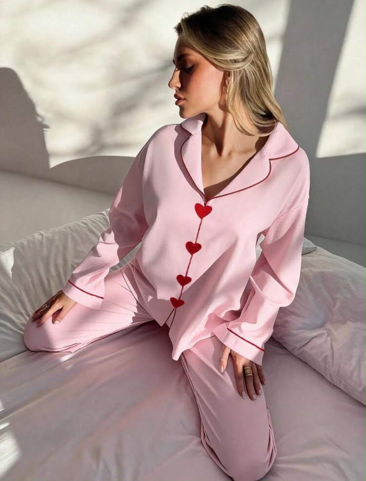 Pyjama Red Hearts set, seated view