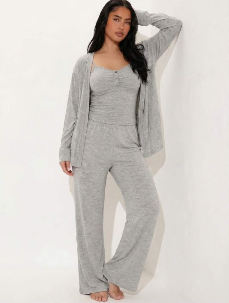 Pyjama Cloud Nine grey three-piece set, full outfit